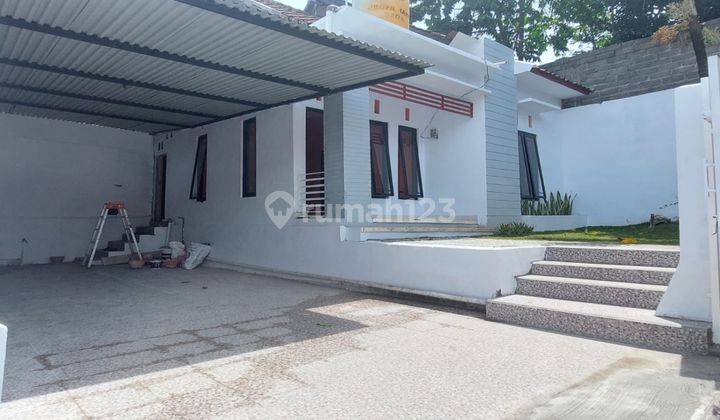  SHM Nice Unfurnished House - Certificate of Ownership in Gatot Subroto 2