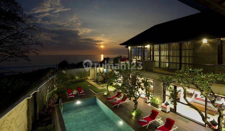 Villa  Rumah Pinggir Pantai  Furnished Bagus SHM - Sertifikat Hak Milik di Seminyak 2