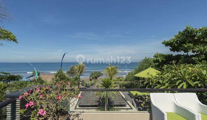 Villa  Rumah Pinggir Pantai  Furnished Bagus SHM - Sertifikat Hak Milik di Seminyak 1