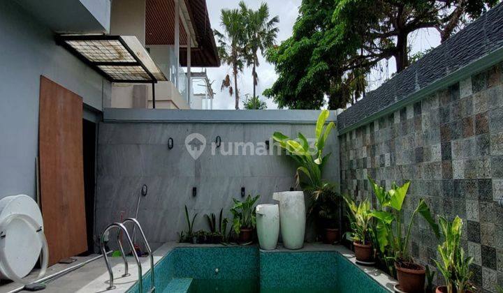 Villa  Rumah Furnished SHM - Sertifikat Hak Milik Bagus di Seminyak 1