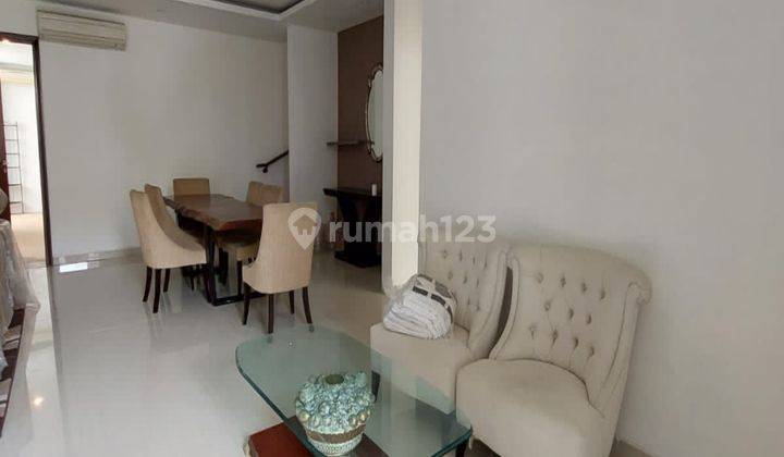 Villa  Rumah Furnished SHM - Sertifikat Hak Milik Bagus di Seminyak 2