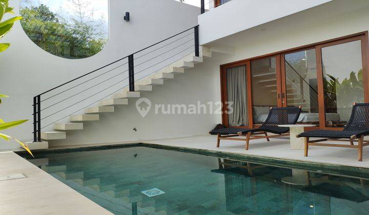 Villa Sewa 28 Tahun  Furnished Baru SHM - Sertifikat Hak Milik di Canggu 1