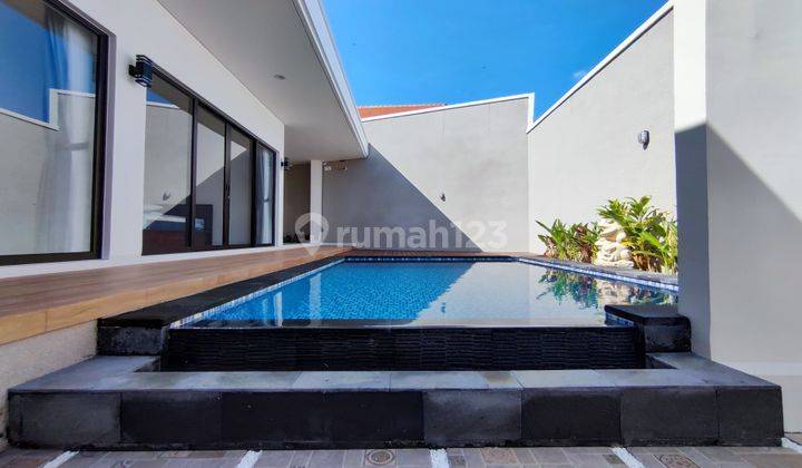  New Semi Furnished Semi Furnished House for Annual Rental SHM - Certificate of Ownership in Canggu 2