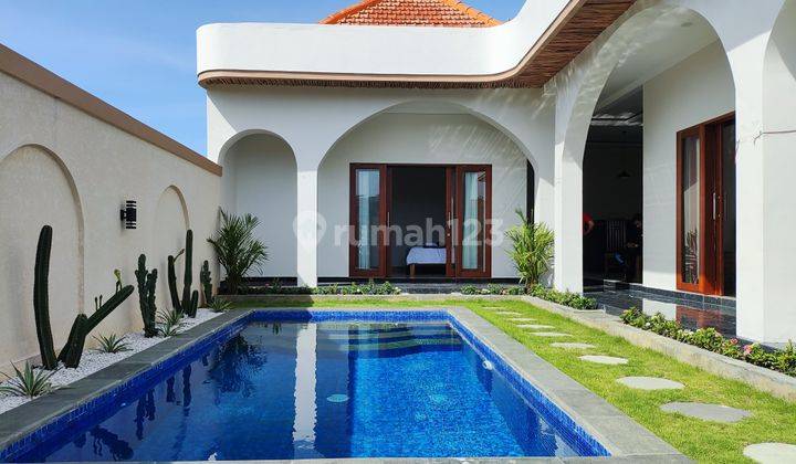 Rumah Semi Villa Furnished Kontrakan Baru SHM - Sertifikat Hak Milik di Canggu 1