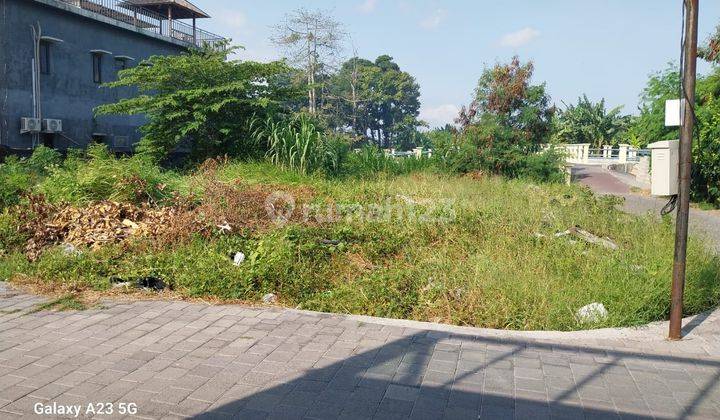 Cheap Land in Seminyak SHM - Freehold Certificate 461 Squaremeter 1