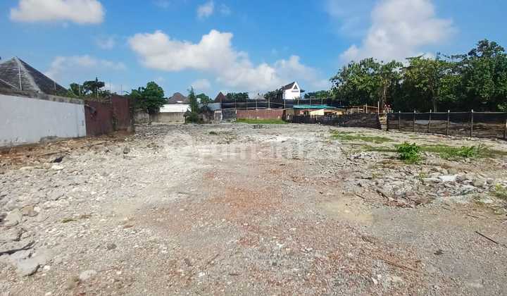 Tanah Murah Sewa di Seminyak SHM 3000.0 m² Tanah Murah Sewa di Seminyak SHM 3000.0 m²