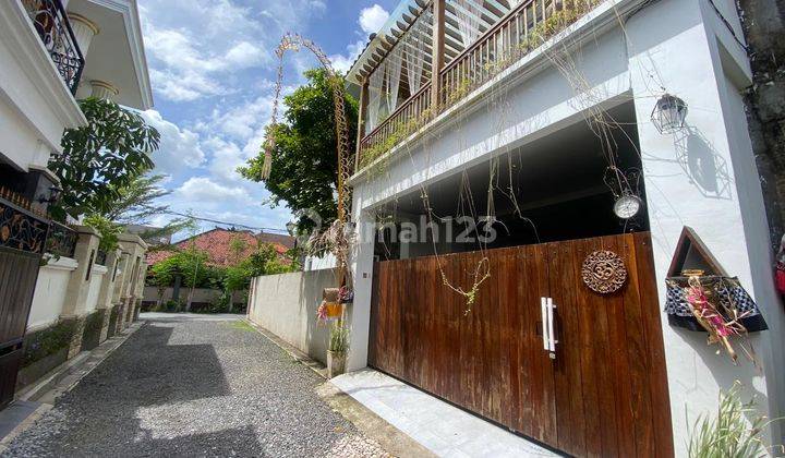 Rumah Semi Villa Furnished Bagus SHM - Sertifikat Hak Milik di Renon 2