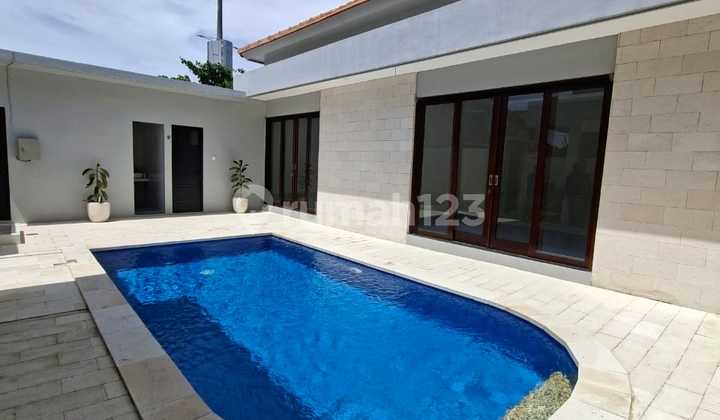 Unfurnished Villa for Rent, 2 Bedrooms in Seminyak