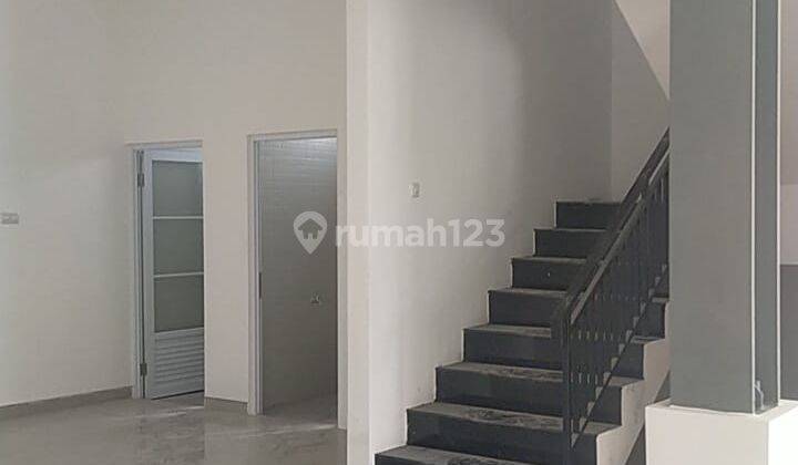 Brand New: Warehouse + Office for Rent in West Denpasar 1020 m² Unfurnished SHM - Certificate of Ownership of Shophouse 1