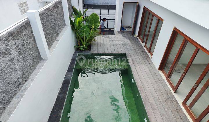 New Unfurnished Semi Villa Sublease House for Rent SHM - Freehold Certificate in Munggu 1