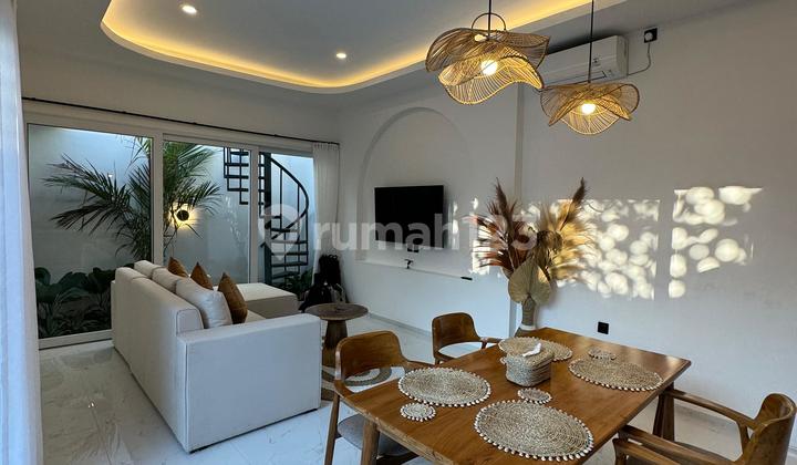 Brand New Villa 2 Bedrooms Leasehold 30 Years Old Brand New Villa 2 Bedrooms Leasehold 30 Years Old