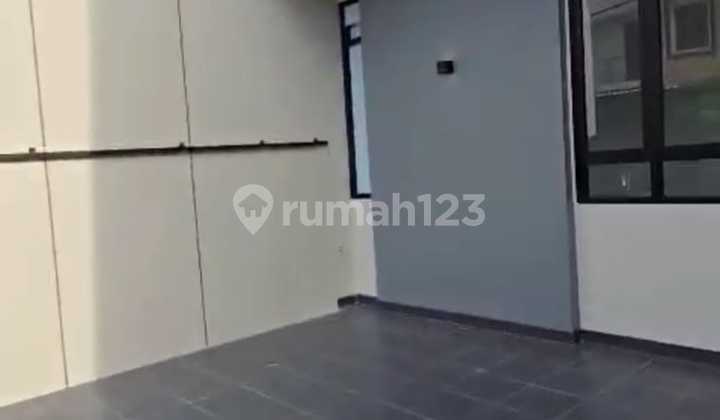 Dijual Rumah Brand New Minimalis Mewah di Taman Villa Meruya 2