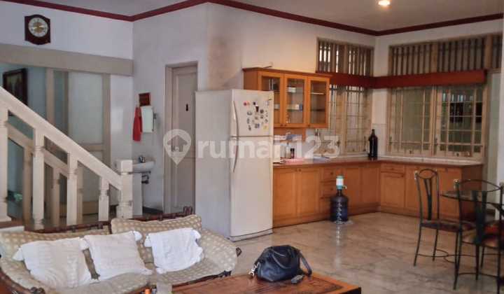 For Sale, Ready-to-Live House, Strategic, Spacious, and Flood-Free in Cipunegara Cideng, Central Jakarta 2