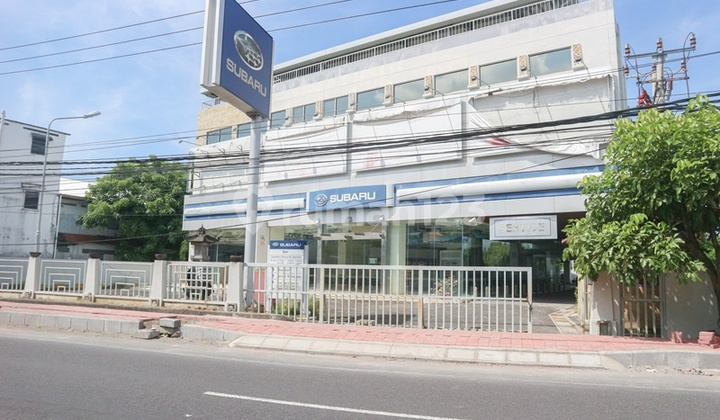 Gedung ex showroom di denpasar bali 23