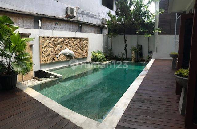 Villa Komersil di Seminyak Bali 1