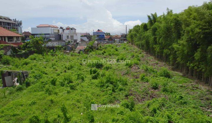 Langka, Tanah Disewakan di Jalan Raya Seminyak 2