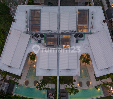 villa baru mewah di umalas dekat seminyak 