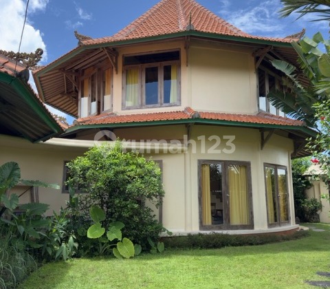 Freehold Luxury Boutique Villa For Sale - Ubud, Bali