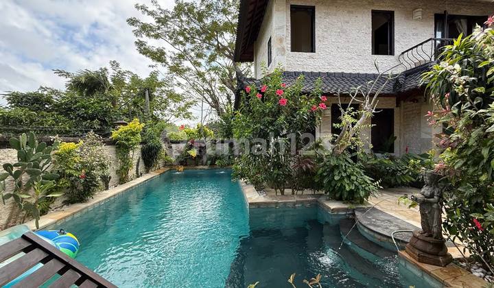 Villa harga terbaik dekat pantai melasti Villa harga terbaik dekat pantai melasti