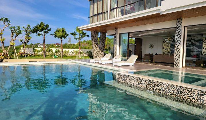 4 Bedrooms Luxury Spectacular Unblock View Villa in Jimbaran 2