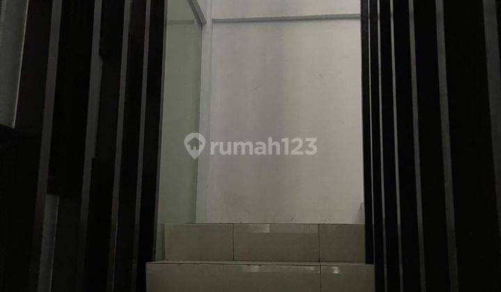 Ruko 3 Lantai Lokasi Strategis di Pusat Bisnis Jl Dewi Sri Kuta 2