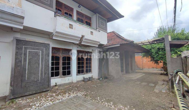 Rumah 2 Lantai Lokasi Strategis Pinggir Jalan Utama di Denpasar 1