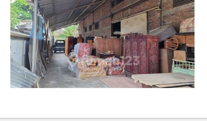 Spacious Warehouse on Main Road Jl Gunung Agung, Tabanan