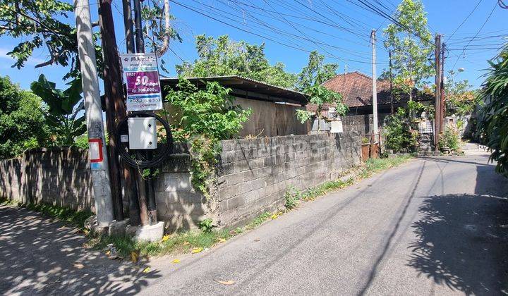 NICE LOCATION!! 15 Are BATUR SARI AREA, 10 minutes to Beach 1