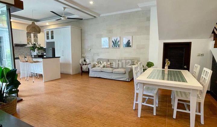 M U R A H Jual Rugi Villa Dekat Pantai Double Six, Seminyak 2