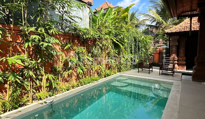 NEAR UBUD CENTER!! Comfortable Villa with BEAUTIFUL RICE FIELD VIEW