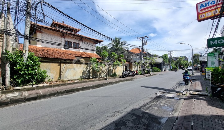 PRIME LOCATION!! Tanah 8 Are JALAN UTAMA Petitenget, Seminyak