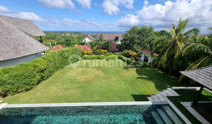 Full Ocean View!! Villa With Spacious Garden Close To Padang-Padang