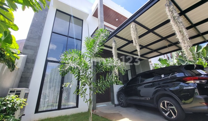 Lokasi Cantik!! Rumah Modern View Laut di Komplekne Gate Nusa Dua