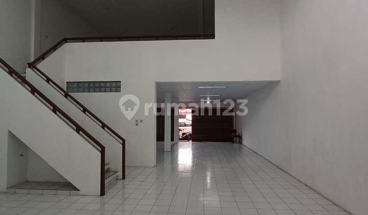 For Rent: 2-Story Shop House on Main Road, Gunung Agung, Padang Sambian, West Denpasar 2