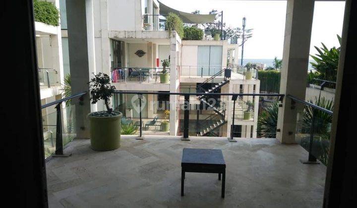 2br Apartment Furama Seminyak Beachfront  16