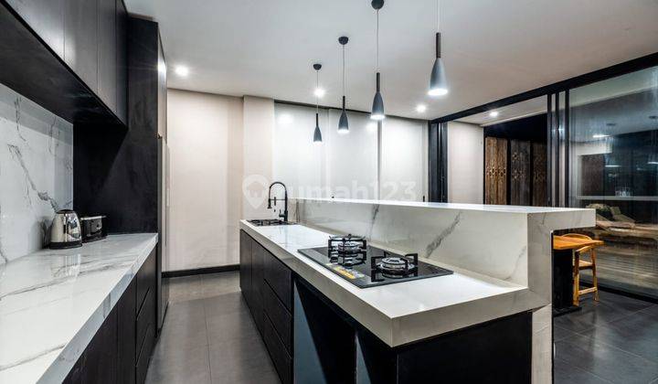 New Luxury Ocean View Villas With Walking Distance To The Beach 3