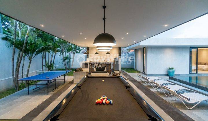 Luxury Villa Modern Minimalist Close To Seminyak 1