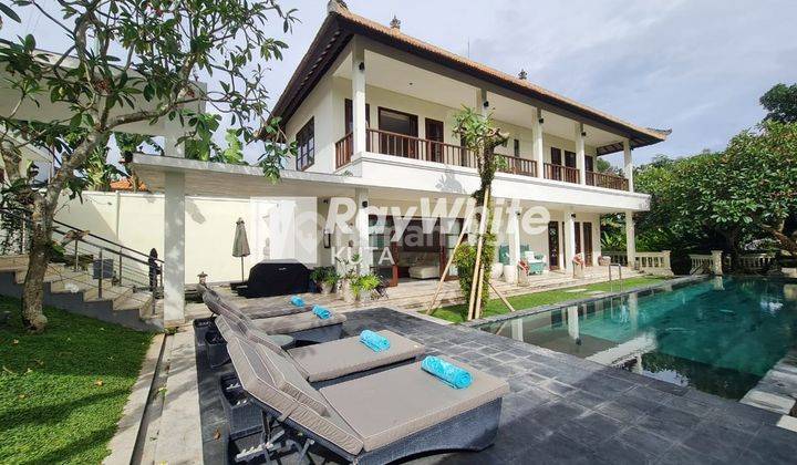 Stunning Freehold Property in The Heart of Canggu 1