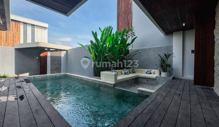 Brand New Villa di daerahTumbak Bayuh, Badung 1