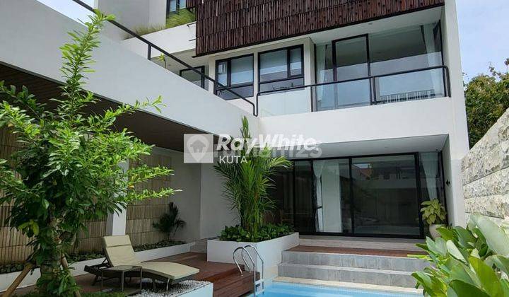 Brand New Luxury Villa With Gwk And Airport View At Jimbaran Bali 1