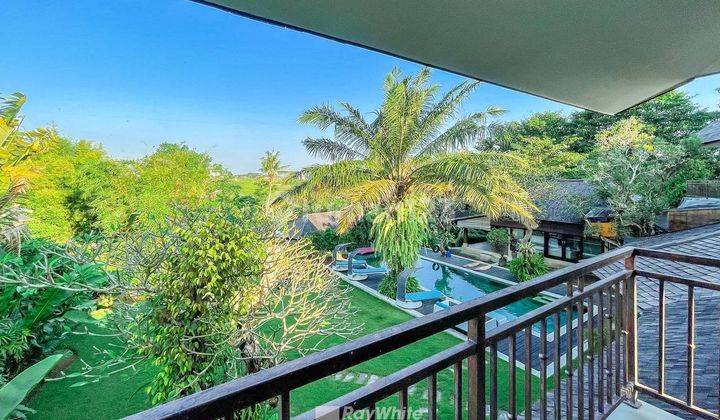 Villa And Land With Rice Field And River View In Pererenan, Bali 1