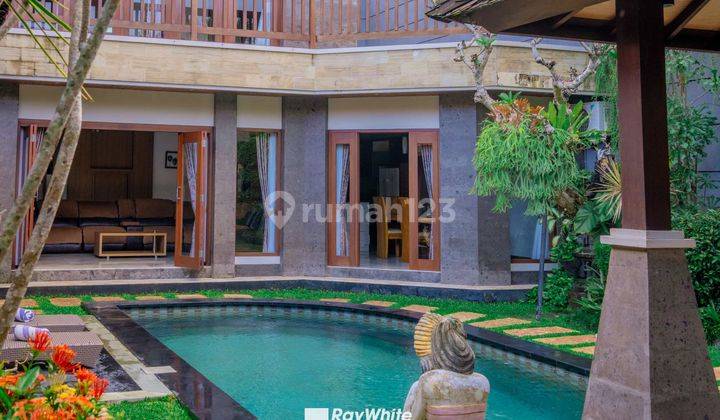 Villa Hak Milik Dekat Ke Pantai di Area Berawa, Canggu, Bali 1