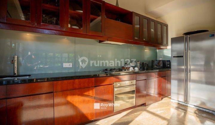 Freehold Villa Close To Beach In Karma Kandara Uluwatu Area, Bali 2