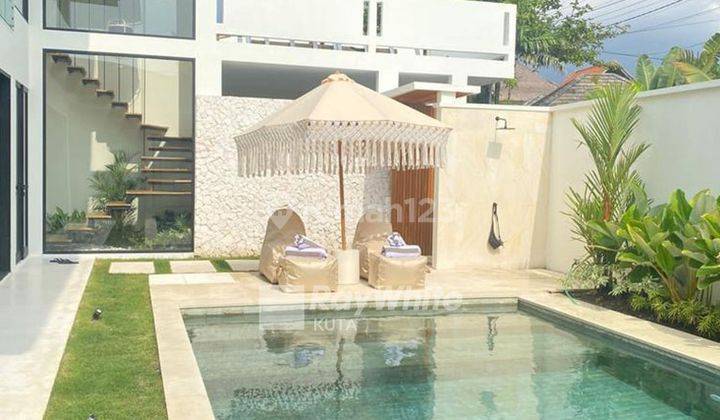 Luxury Villa With Exclusive Features In Seminyak, Bali 1