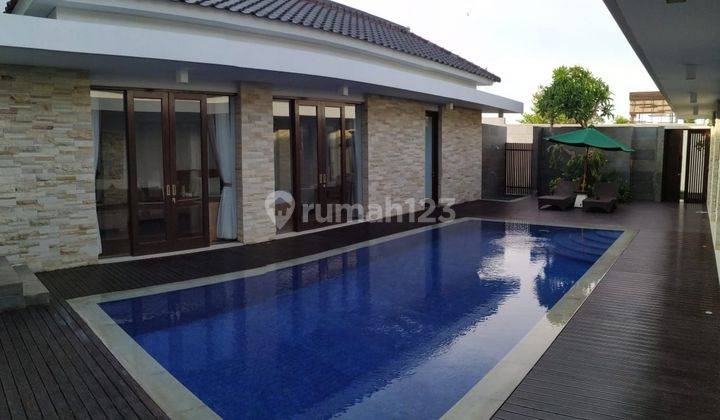 Modern Ocean View Villa With Gazebo At Nusa Dua, Bali 1