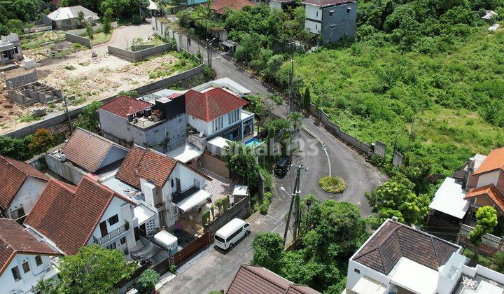 Plot of land in strategic location in the Beranda Mumbul housing complex, Bali 1