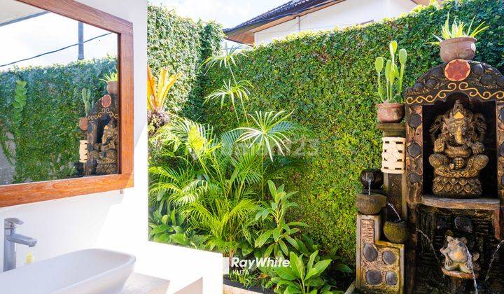 Excellent Villa For Investment In The Center Of Kerobokan, Bali 2