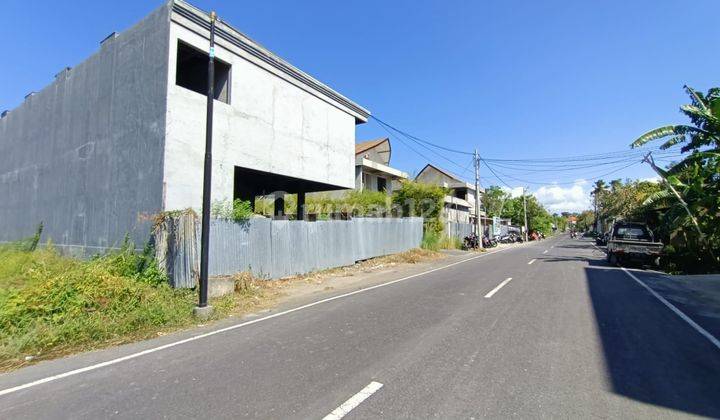 Tanah Bagus Dan Langka Lokasi Strategis di Dewi Sri Legian, Bali 1