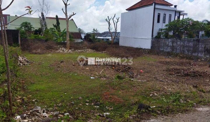 Plot of land in strategic location in the villa area in Jimbaran, Bali 1