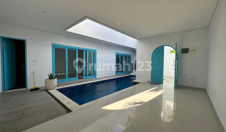 Brand New Santorini Style Villa In Ungasan For Sale